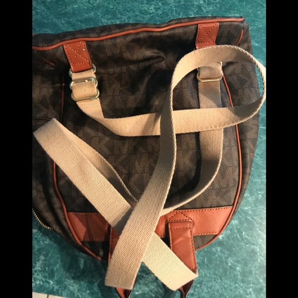 FLASH SALE Michael , kors Signature Backpack - Picture 3 of 3